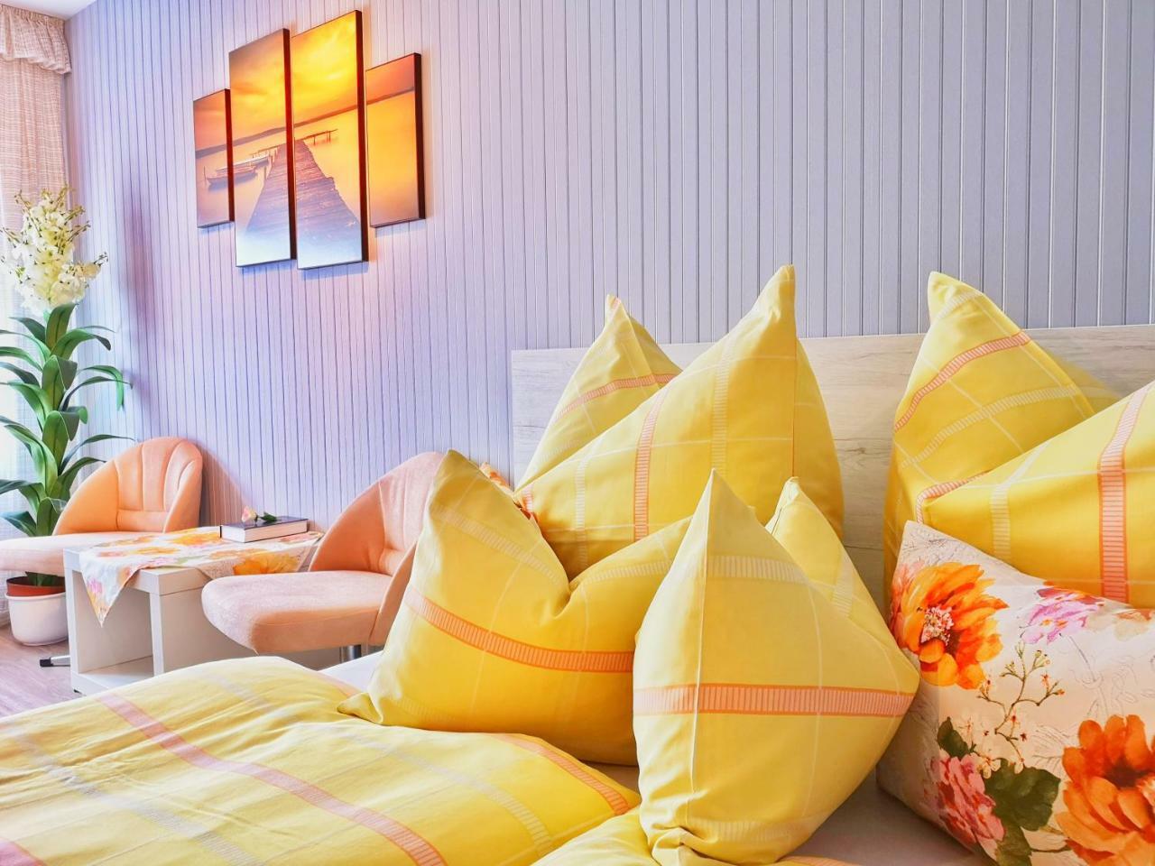 Bed and Breakfast Anna Panzio Herend Exterior foto